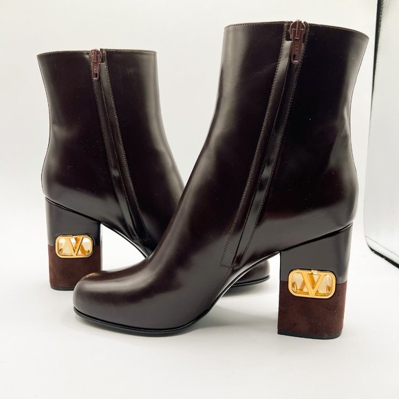 Valentino Garavani VLogo Heritage Leather VLogo-Heel Booties Made in Italy Sz 40 - Picture 10 of 14